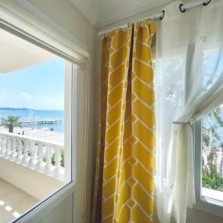 Apartment Vitamin Sea